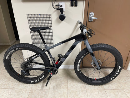 2019 Salsa Beargrease Carbon