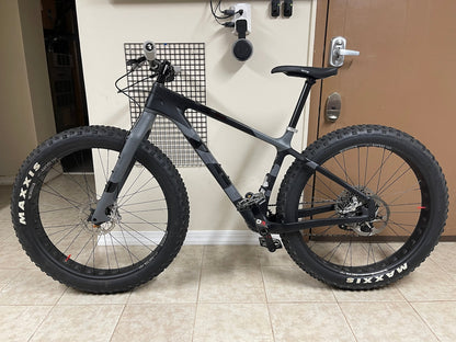 2019 Salsa Beargrease Carbon